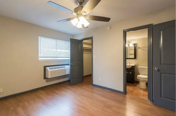 1505 W Lovers Lane #3, Arlington, TX 76013