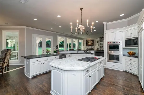 1704 Bison Meadow Lane, Heath, TX 75032