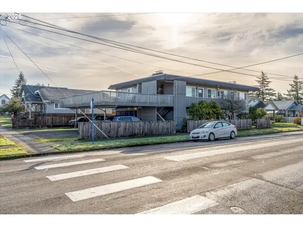 504 N 7TH AVE, Kelso, WA 98626