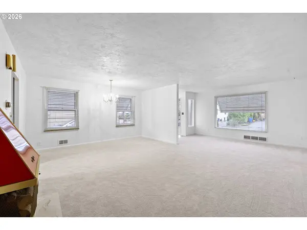 3214 NE 80TH AVE, Portland, OR 97213