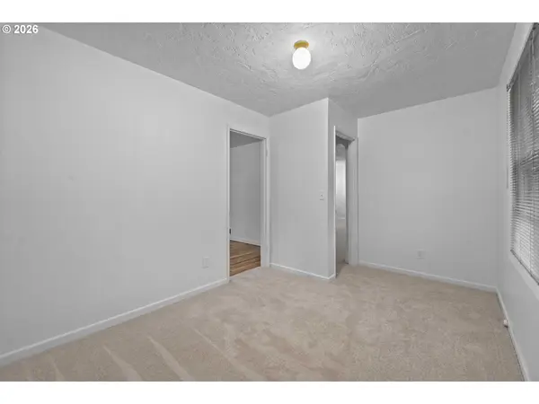 3214 NE 80TH AVE, Portland, OR 97213