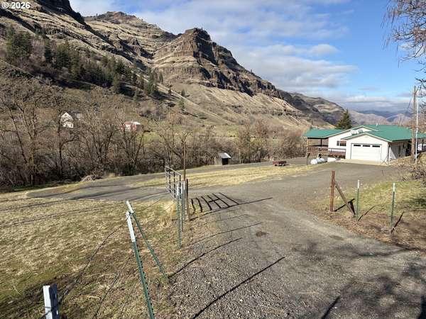 79090 LOWER IMNAHA RIVER RD, Imnaha, OR 97842