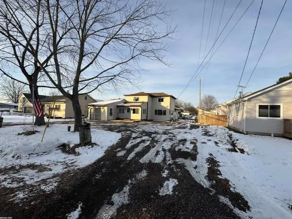 710 Ruskin AVE, Algonac, MI 48001