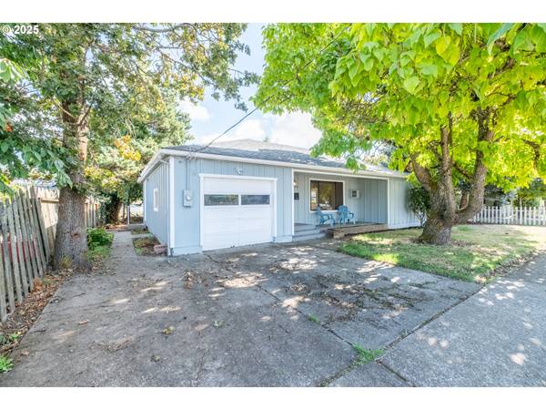 875 S 5TH ST, Lebanon, OR 97355