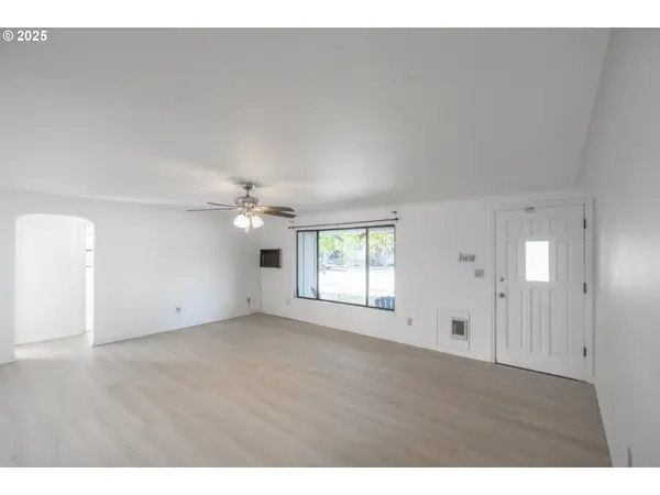 875 S 5TH ST, Lebanon, OR 97355