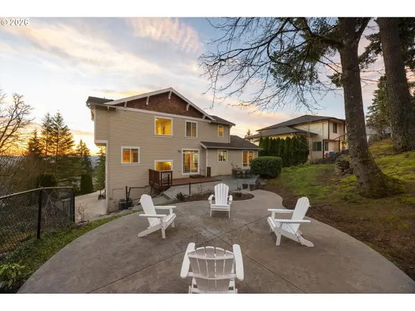 10248 SE NICOLE LOOP, Happy Valley, OR 97086