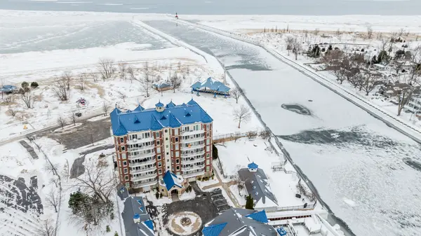 200 Lake ST #3B, St. Joseph City, MI 49085