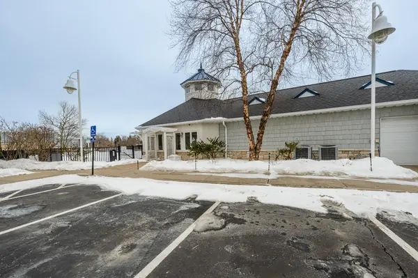 200 Lake ST #3B, St. Joseph City, MI 49085