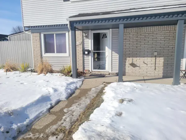 41276 N Woodbury Green DR, Van Buren Twp, MI 48111