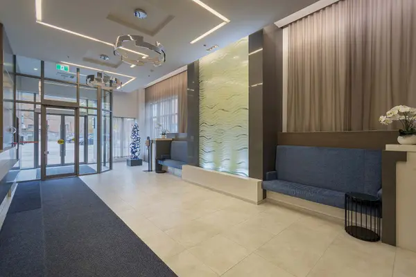 530 St Clair AVE W #1505, Toronto C03, ON M6C 0A2