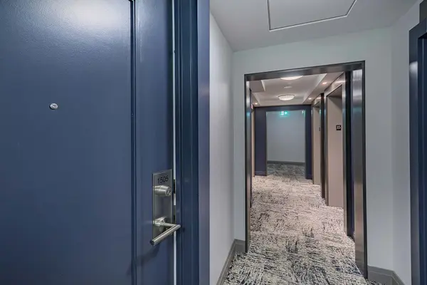 530 St Clair AVE W #1505, Toronto C03, ON M6C 0A2