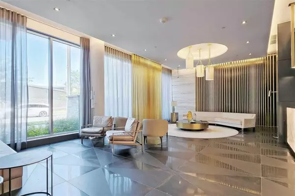 Toronto C15, ON M2K 1G7,7 Kenaston GDNS #503