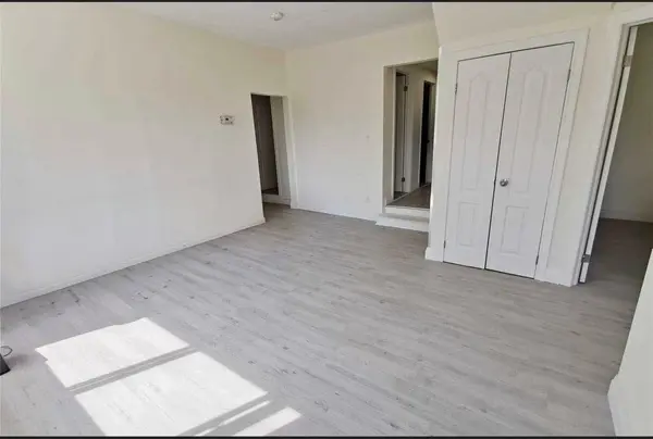 717 King ST W, Kingston, ON K7M 2G3