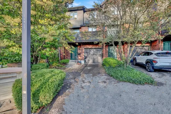 1983 Main ST W #1, Hamilton, ON L8S 4R2