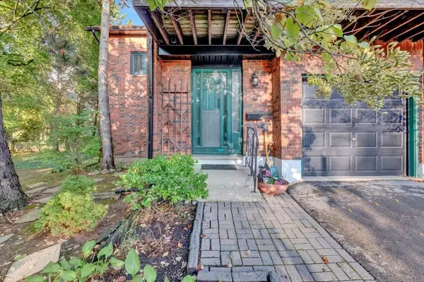 Hamilton, ON L8S 4R2,1983 Main ST W #1