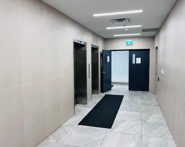 Brantford, ON N3T 2L3,1 Wellington ST #602