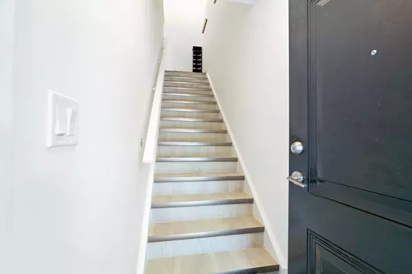 Guelph, ON N1L 1B3,83 Thatcher DR