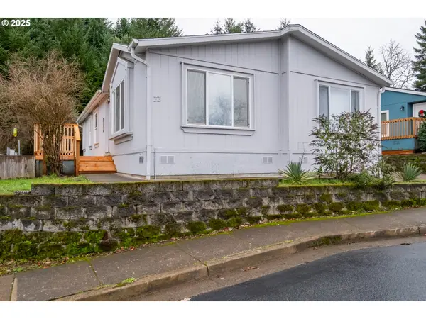 Salem, OR 97306,2155 ROBINS LN SE ##33