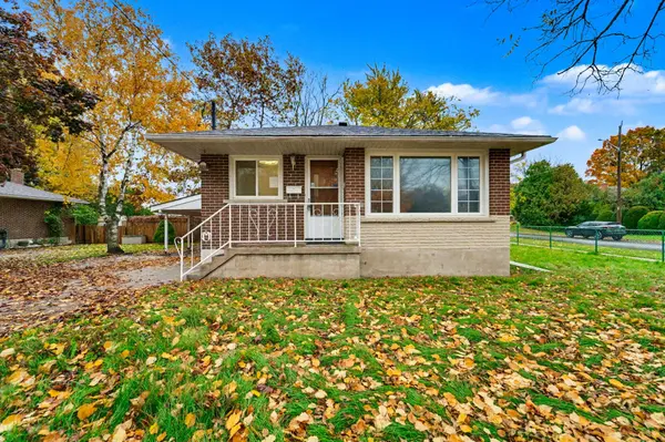 49 Beatrice ST W, Oshawa, ON L1G 3M6