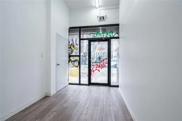 135 JAMES ST N #1, Hamilton, ON L8R 2K8