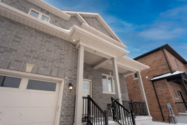 11 Peterson ST, Blandford-blenheim, ON N0J 1G0