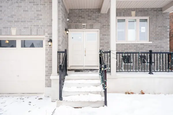 11 Peterson ST, Blandford-blenheim, ON N0J 1G0