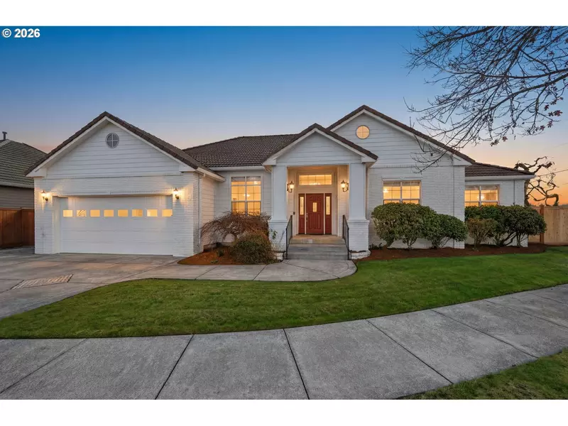 2120 ASHBURY DR, Eugene, OR 97408