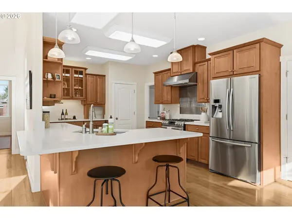 Eugene, OR 97408,2120 ASHBURY DR