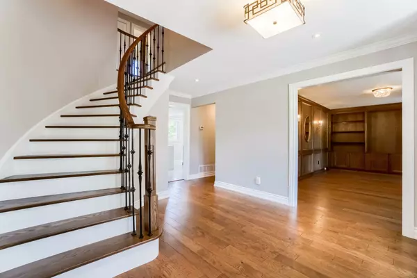 Caledon, ON L7K 0L2,9 Elite RD