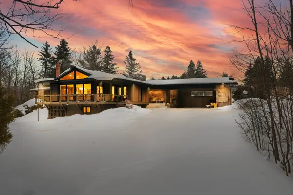 2510 Britannia RD, Burlington, ON L7P 0G3