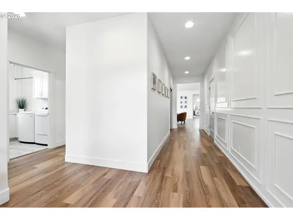 2049 SE ARROWWOOD AVE, Dallas, OR 97338