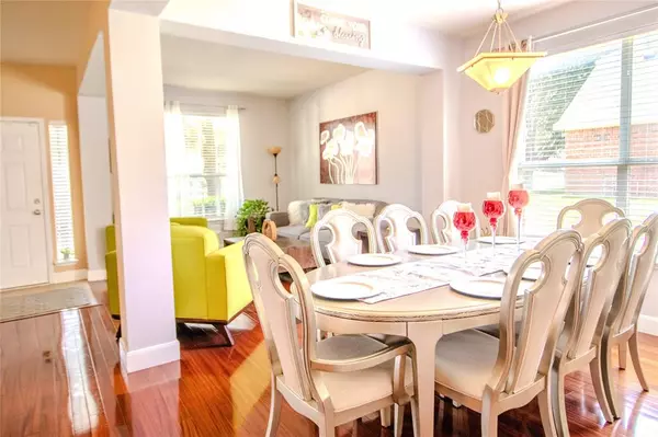 1013 Lilac Lane, Desoto, TX 75115