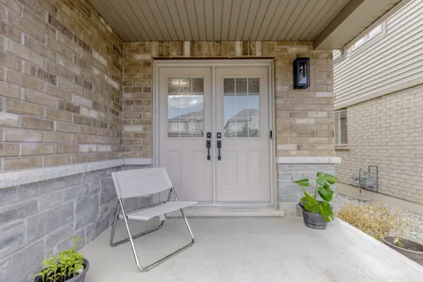 4622 Keystone CRES, Burlington, ON L7M 0L9
