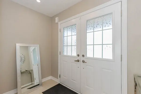 4622 Keystone CRES, Burlington, ON L7M 0L9