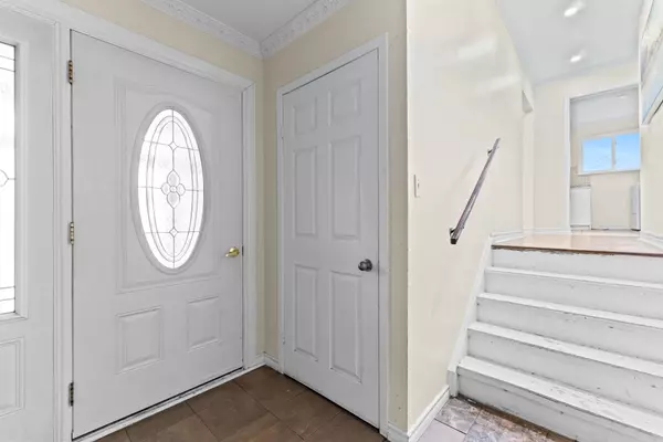 Brampton, ON L6V 3A1,13 Linkdale RD