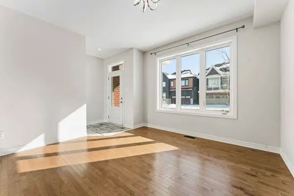 Barrhaven, ON K2J 6X4,157 Rugosa ST