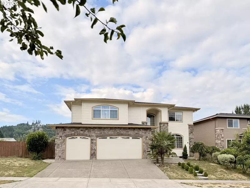 13526 SE ELLEN DR, Clackamas, OR 97015