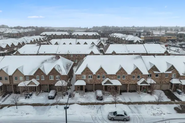 Brampton, ON L6Y 1N9,50 EDINBURGH DR #52