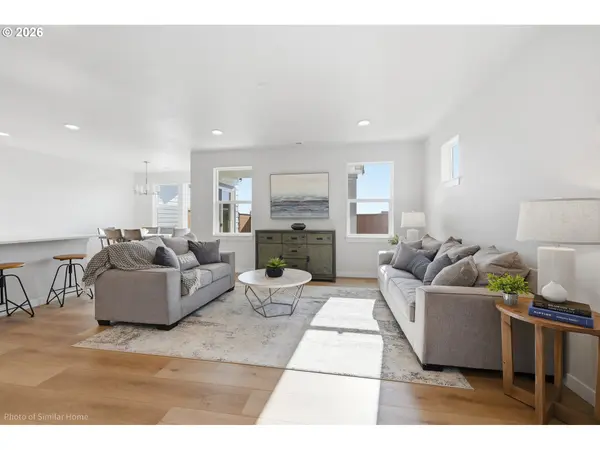 2347 W 10th AVE, Junction City, OR 97448