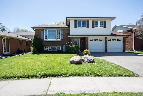 Barrie, ON L4N 5E2,43 Clover AVE