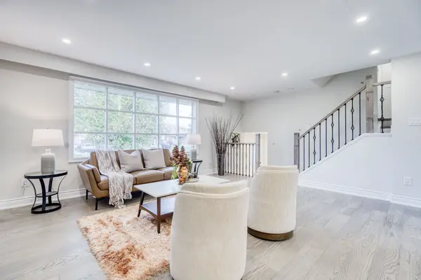 Barrie, ON L4N 9X3,82 Miller DR