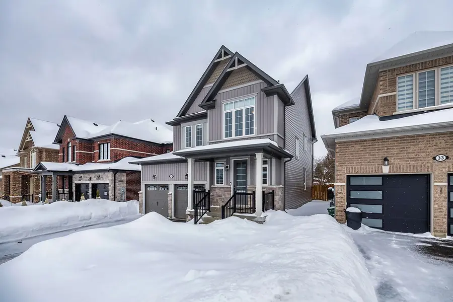 31 Connolly RD, Kawartha Lakes, ON K9V 0P1