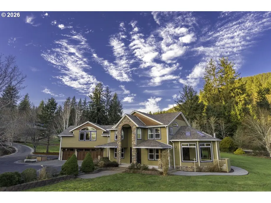 4055 WESTWOOD DR, Tillamook, OR 97141