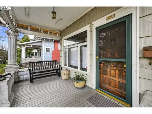 Portland, OR 97211,4923 NE 23RD AVE