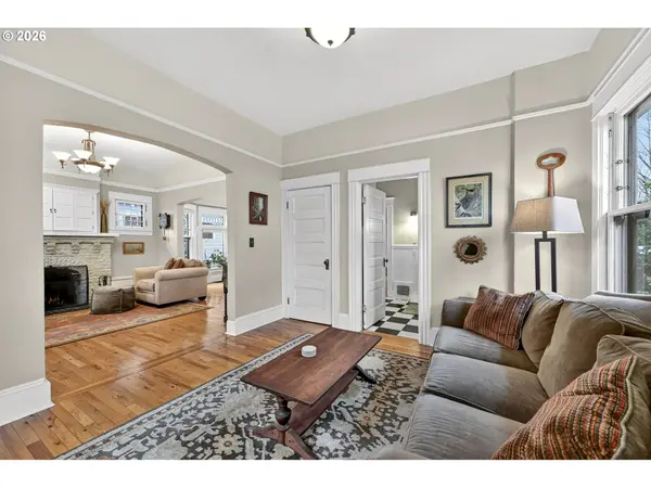 4923 NE 23RD AVE, Portland, OR 97211