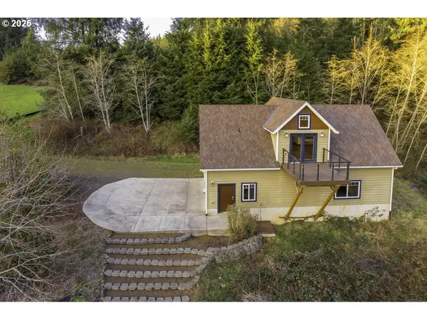 4055 WESTWOOD DR, Tillamook, OR 97141