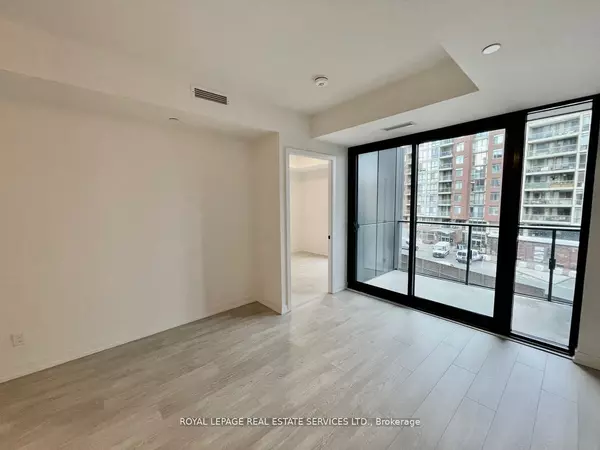 Toronto C08, ON M5A 1G1,35 Parliament ST #303