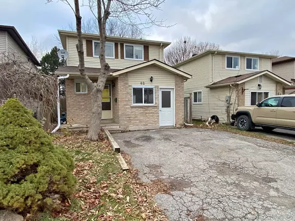 62 Corbett DR, Barrie, ON L4M 5V2