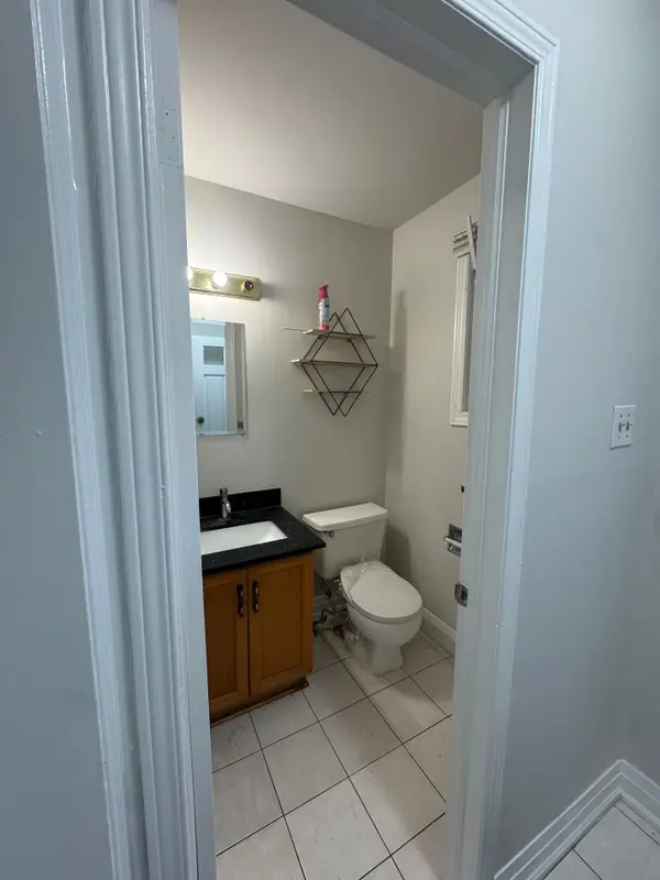 Brampton, ON L6Y 3V9,8 Dutch CRES