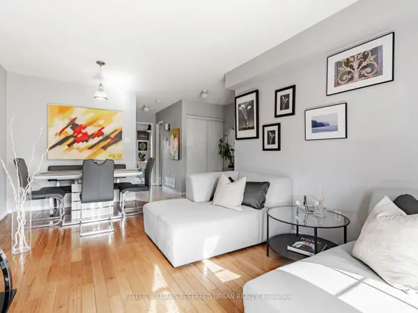 219 Touchstone DR, Toronto W04, ON M6M 5J9